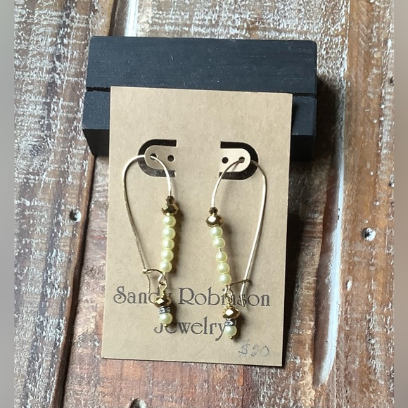 Handcrafted Beaded Ear Wires by Sandy Robinson Jewelry - Picture 4 of 6